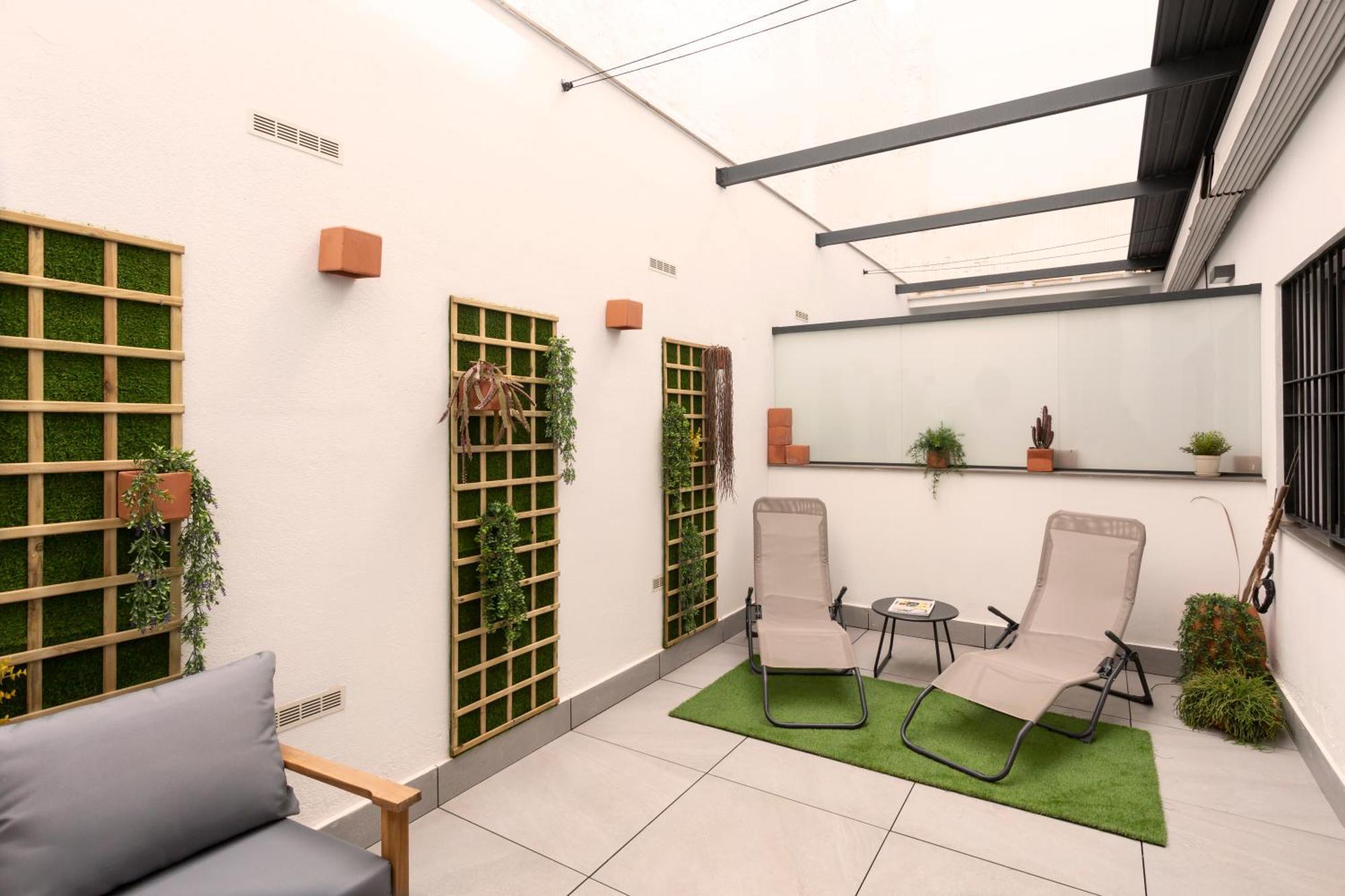 Apartamentos Bajeles Sevilla Urban Exteriér fotografie