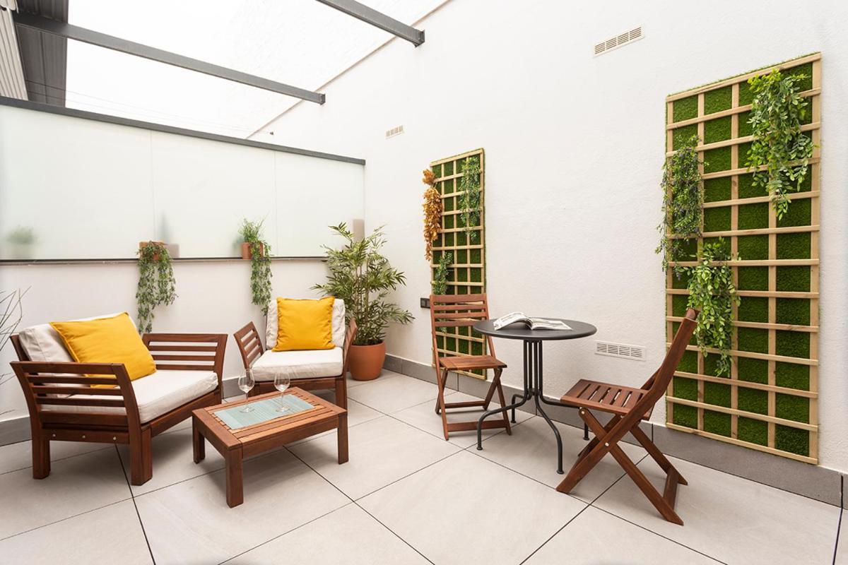 Apartamentos Bajeles Sevilla Urban Exteriér fotografie